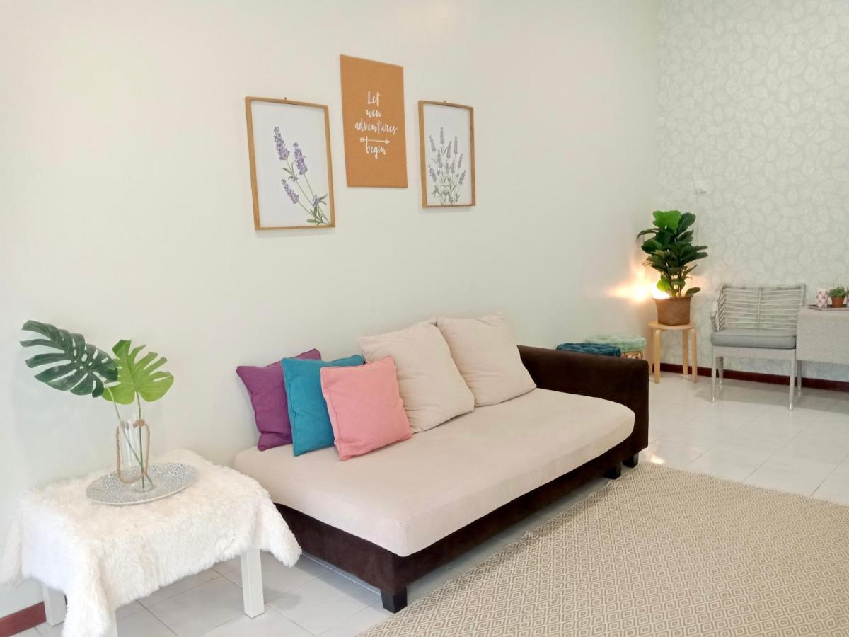 The Serene Homestay, Port Dickson Buitenkant foto
