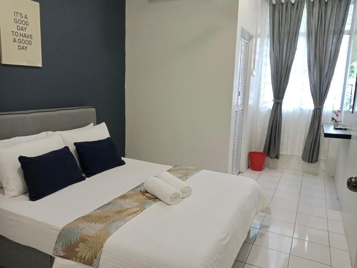 The Serene Homestay, Port Dickson Buitenkant foto