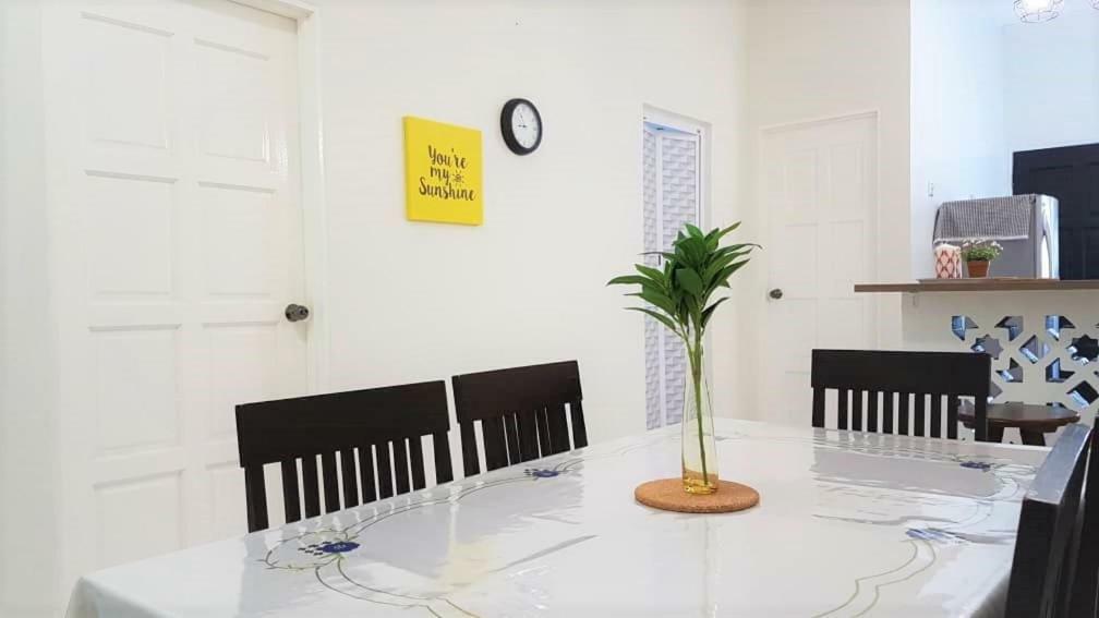 The Serene Homestay, Port Dickson Buitenkant foto